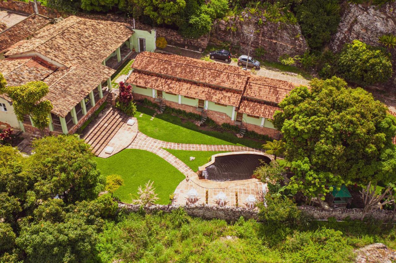 Pousada Pedras De Igatu Luaran gambar